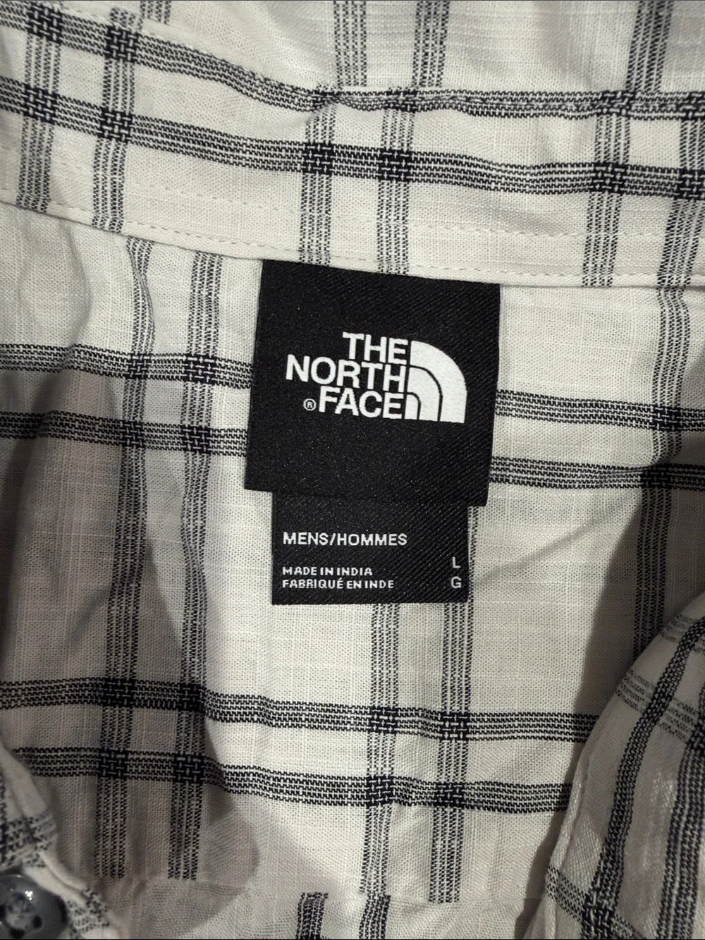 The North Face Men’s White and Gray Plaid Short-Sleeve Button-Down Shirt
